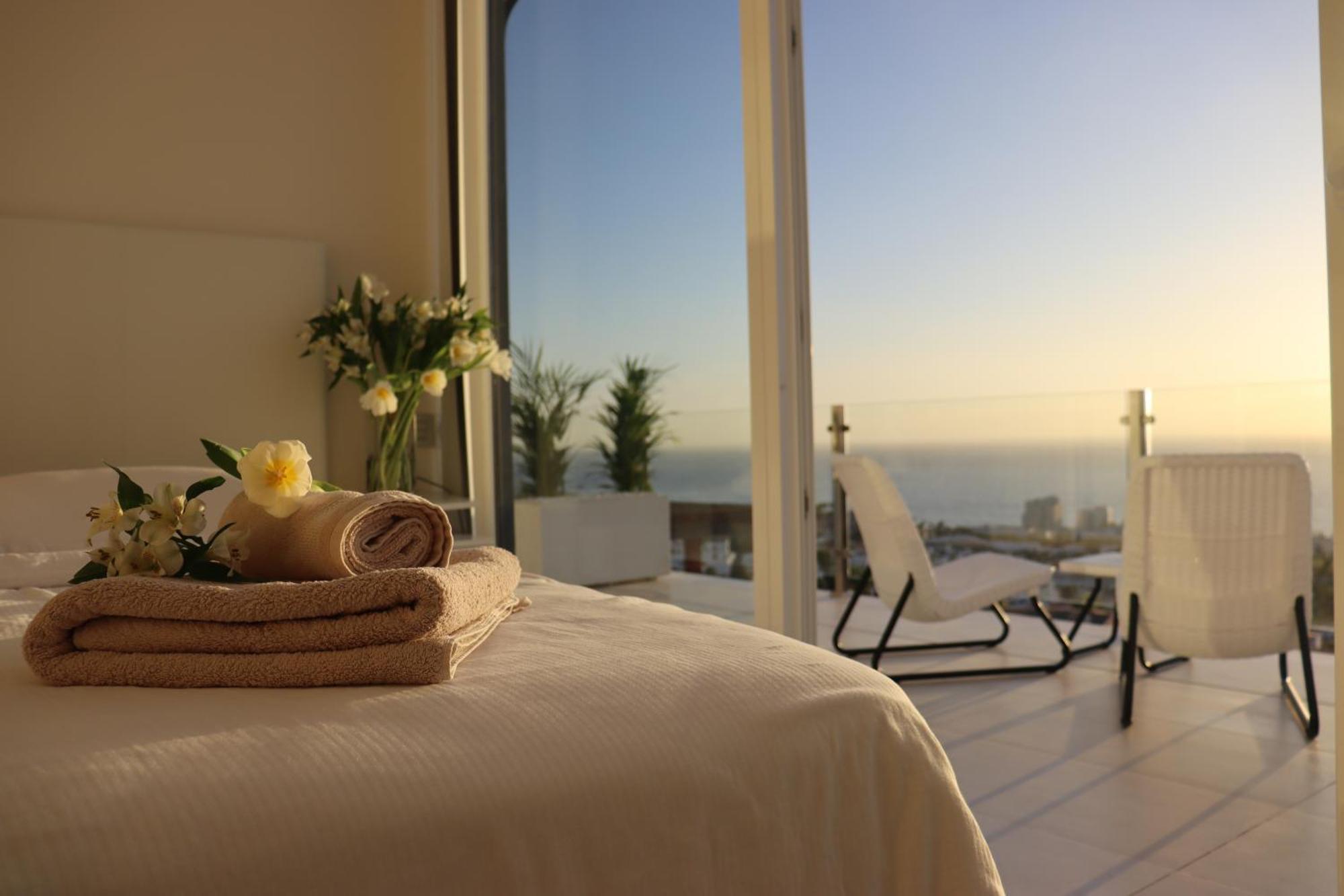 Azure Sky Villa - Panoramic Ocean View, Luxury, San Eugenio Costa Adeje  Kültér fotó